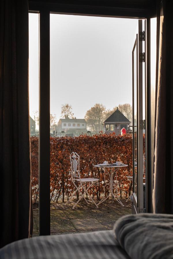 Yep! Slapen Bij De Sluis Bed & Breakfast Blokzijl Exterior foto