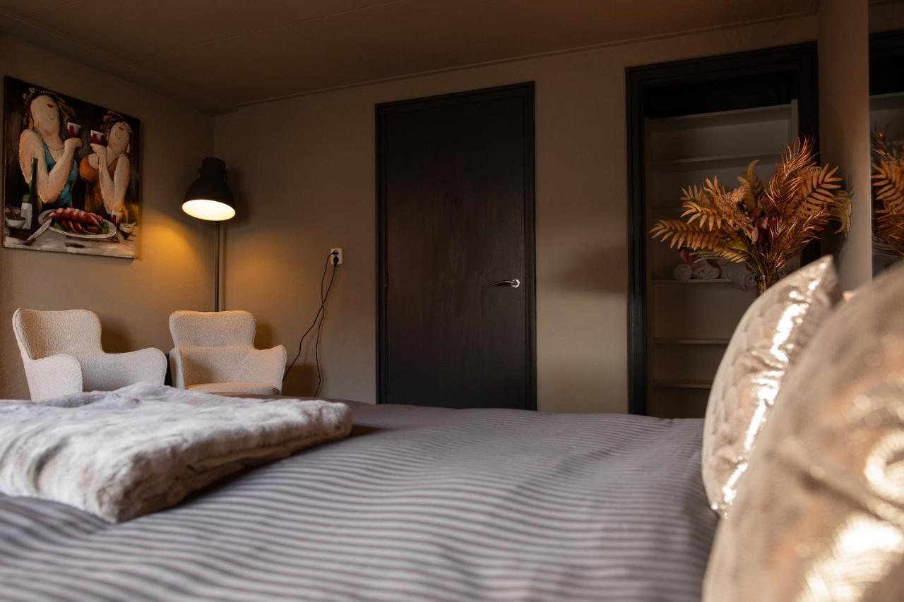 Yep! Slapen Bij De Sluis Bed & Breakfast Blokzijl Exterior foto
