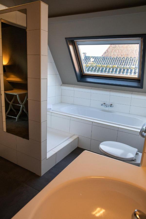 Yep! Slapen Bij De Sluis Bed & Breakfast Blokzijl Exterior foto